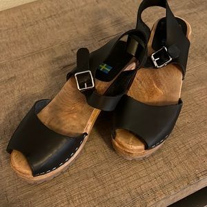 Mia Clog Sandals 6.5/7